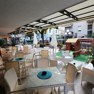 https://villa-anny.emilia-romagnahotels.net